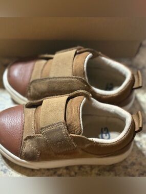 Toddler UGG sneakers